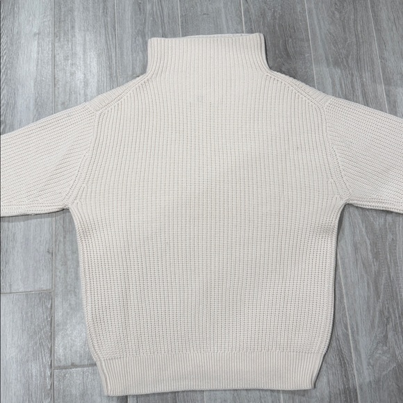 Wilfred Soft Cream Turtleneck Sweater size large NWOT - Picture 3 of 5